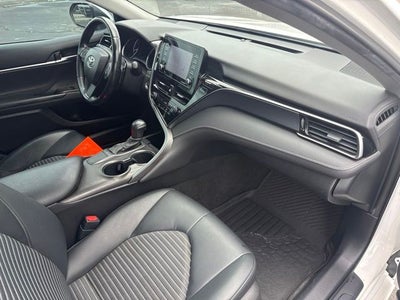 2022 Toyota Camry SE