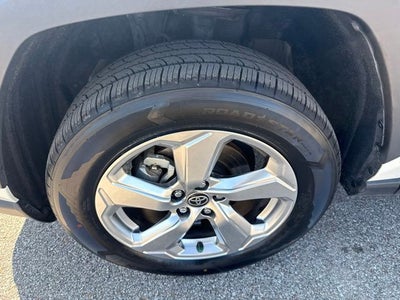 2021 Toyota RAV4 Hybrid XLE Premium