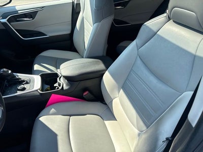 2021 Toyota RAV4 Hybrid XLE Premium