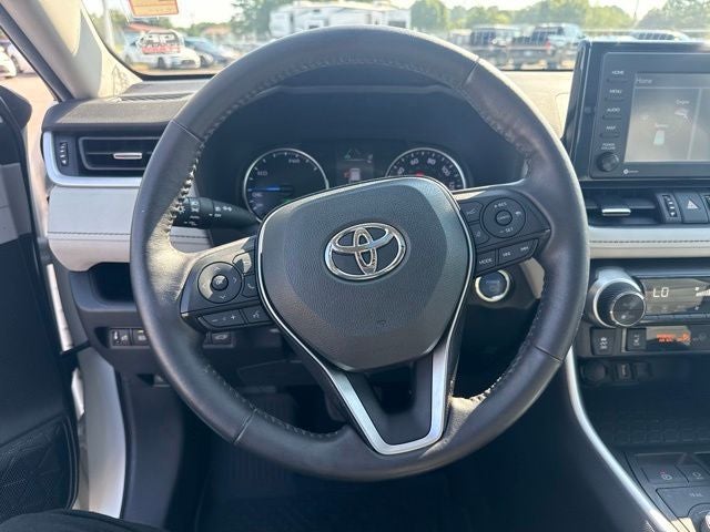2021 Toyota RAV4 Hybrid XLE Premium
