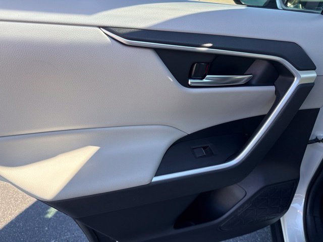 2021 Toyota RAV4 Hybrid XLE Premium