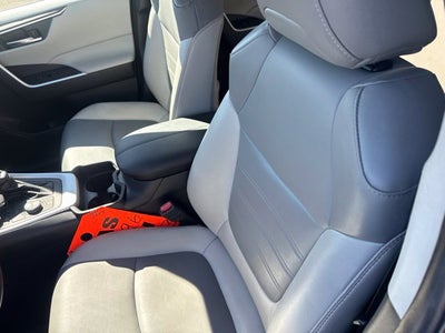 2021 Toyota RAV4 Hybrid XLE Premium