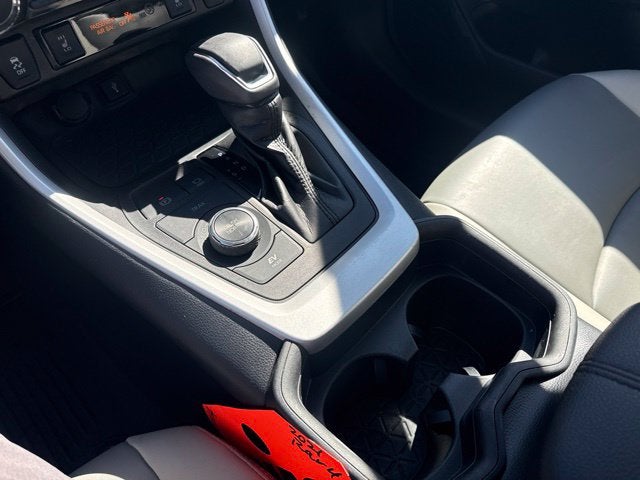2021 Toyota RAV4 Hybrid XLE Premium