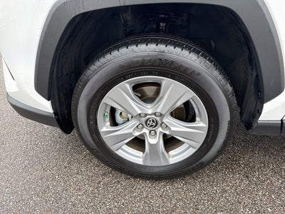 2022 Toyota RAV4 Hybrid LE