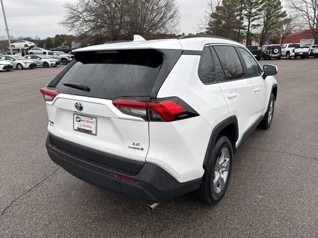 2022 Toyota RAV4 Hybrid LE