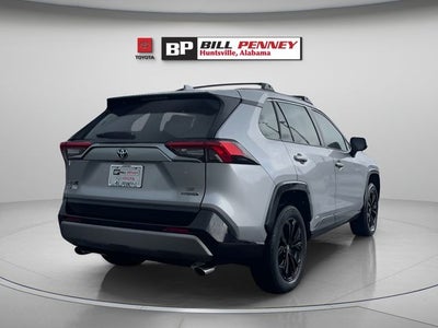 2022 Toyota RAV4 Hybrid SE