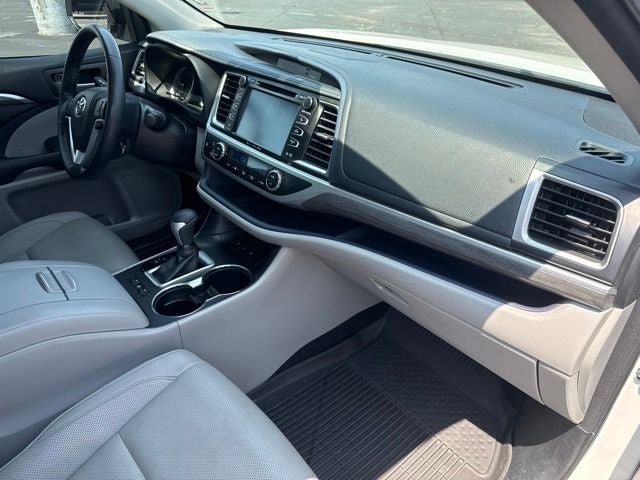 2018 Toyota Highlander Hybrid Limited Platinum