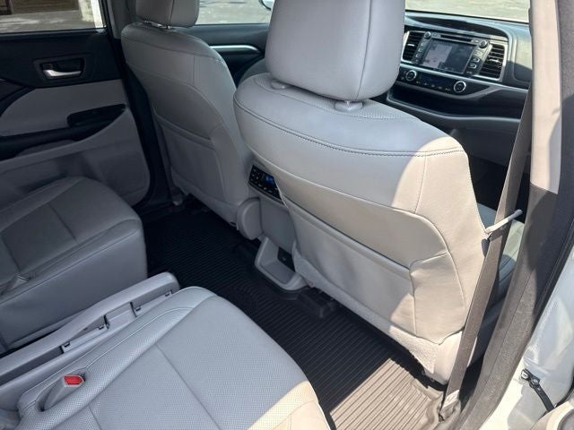 2018 Toyota Highlander Hybrid Limited Platinum