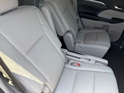 2018 Toyota Highlander Hybrid Limited Platinum