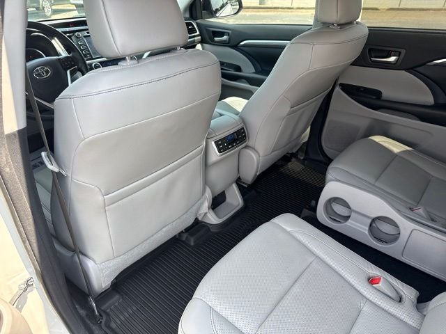 2018 Toyota Highlander Hybrid Limited Platinum