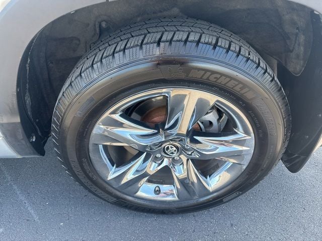 2017 Toyota Highlander Limited Platinum