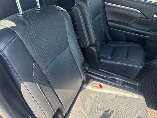 2017 Toyota Highlander Limited Platinum