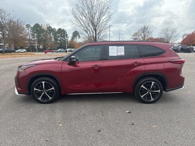 2022 Toyota Highlander XSE