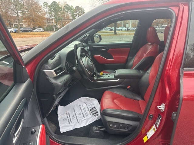 2022 Toyota Highlander XSE