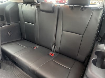 2025 Toyota Highlander Hybrid XLE