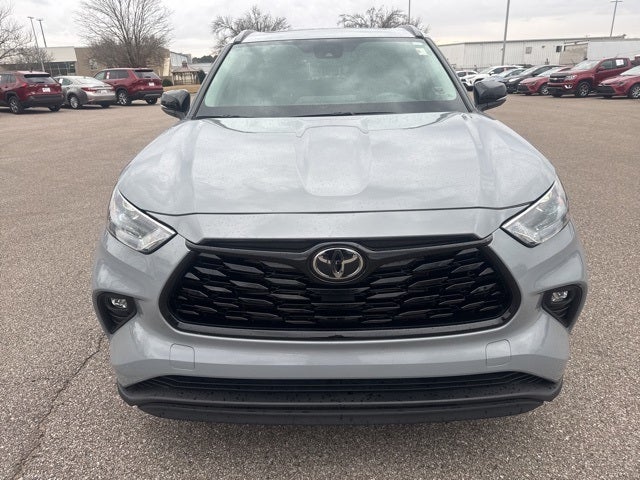 2025 Toyota Highlander Hybrid XLE