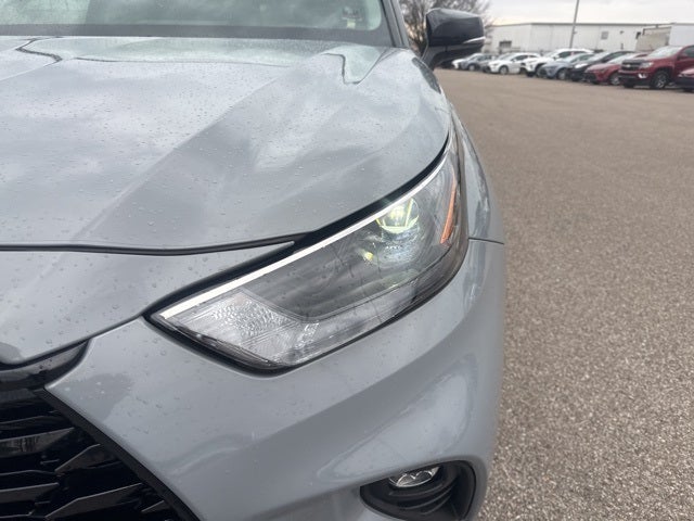 2025 Toyota Highlander Hybrid XLE