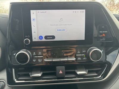 2025 Toyota Highlander XLE