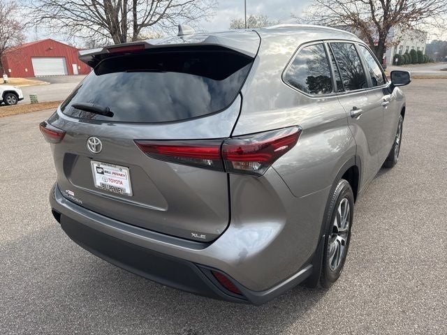 2025 Toyota Highlander XLE