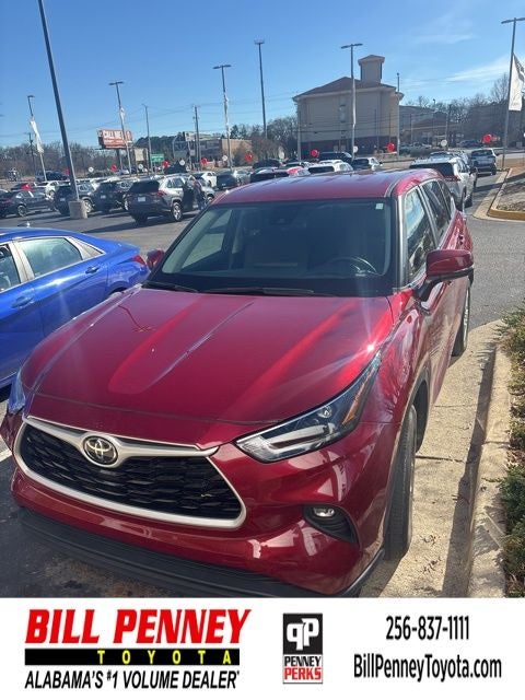 2023 Toyota Highlander LE