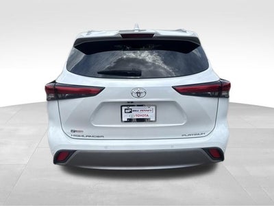 2023 Toyota Highlander Platinum