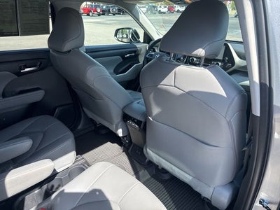 2023 Toyota Highlander XLE