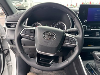2024 Toyota Highlander XSE