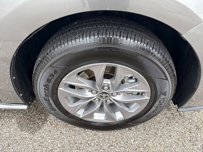 2026 Toyota Sienna LE 8 Passenger