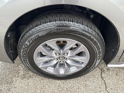 2026 Toyota Sienna LE 8 Passenger