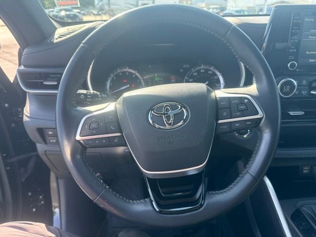 2022 Toyota Highlander XSE