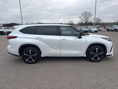 2022 Toyota Highlander XSE
