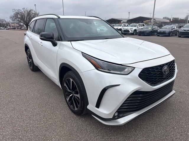 2022 Toyota Highlander XSE