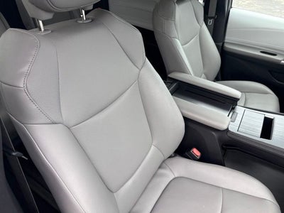 2025 Toyota Sienna XLE 7 Passenger
