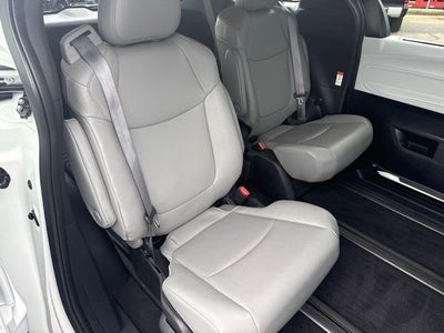 2025 Toyota Sienna XLE 7 Passenger
