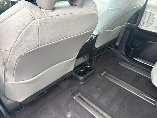 2025 Toyota Sienna XLE 7 Passenger