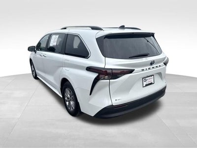 2025 Toyota Sienna XLE 7 Passenger