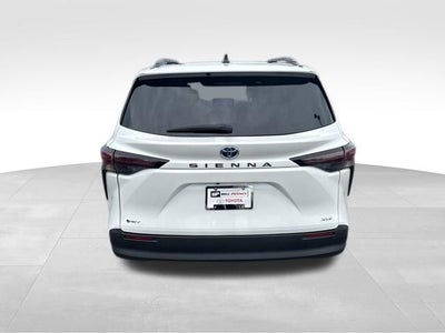 2025 Toyota Sienna XLE 7 Passenger