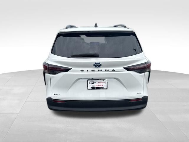 2025 Toyota Sienna XLE 7 Passenger