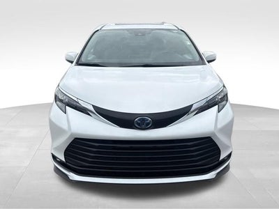 2025 Toyota Sienna XLE 7 Passenger