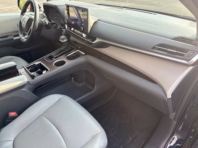 2023 Toyota Sienna XLE 7 Passenger