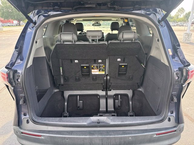 2023 Toyota Sienna XLE 7 Passenger