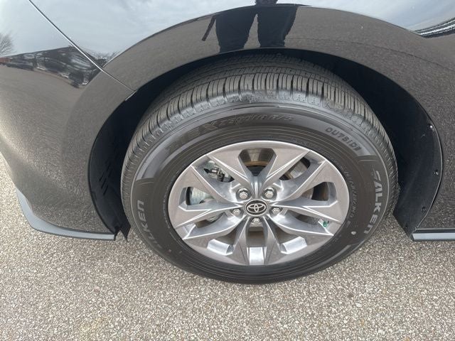 2025 Toyota Sienna XLE