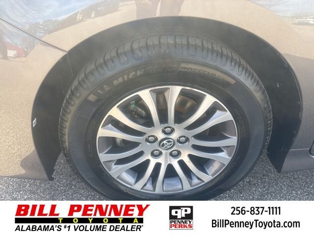 2020 Toyota Sienna XLE 8 Passenger