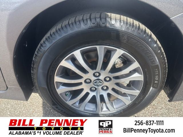 2020 Toyota Sienna XLE 8 Passenger