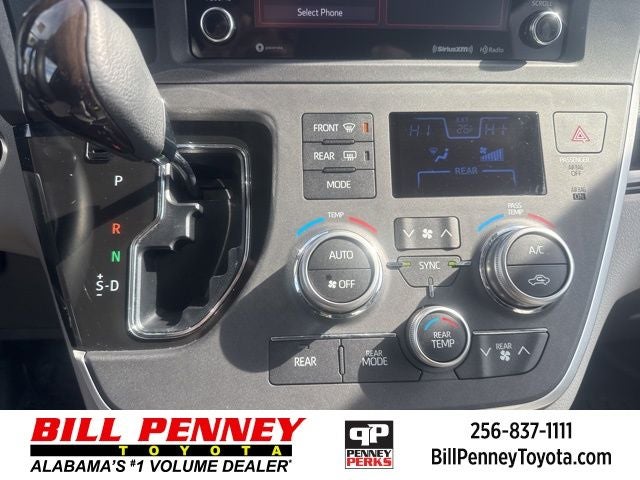 2020 Toyota Sienna XLE 8 Passenger