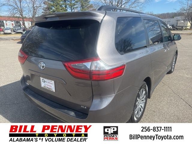 2020 Toyota Sienna XLE 8 Passenger