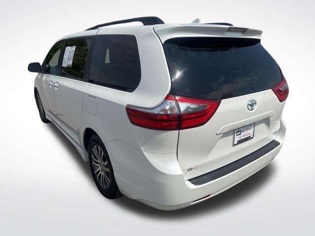 2020 Toyota Sienna Limited Premium 7 Passenger