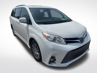 2020 Toyota Sienna Limited Premium 7 Passenger