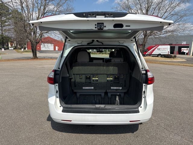 2015 Toyota Sienna L 7 Passenger