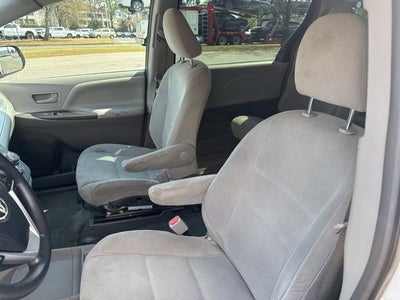 2015 Toyota Sienna L 7 Passenger